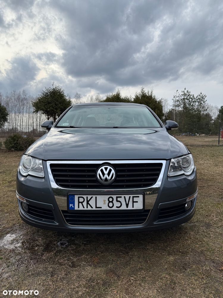 Volkswagen Passat 2.0 TSI DSG Comfortline - 4