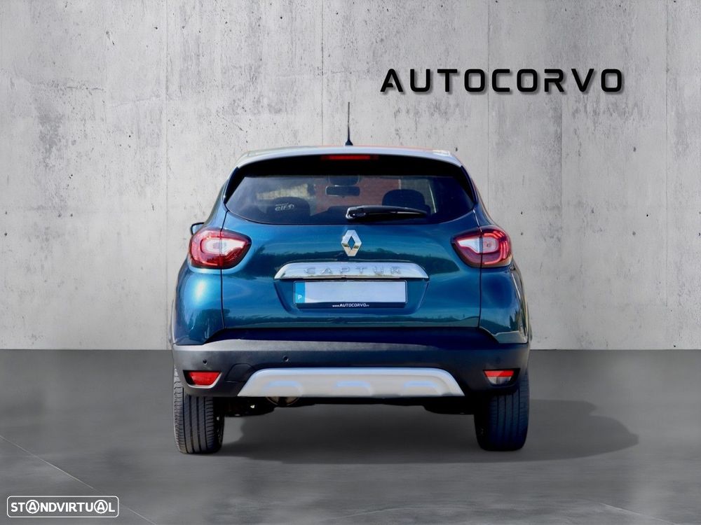 Renault Captur 1.2 TCe Exclusive EDC - 4