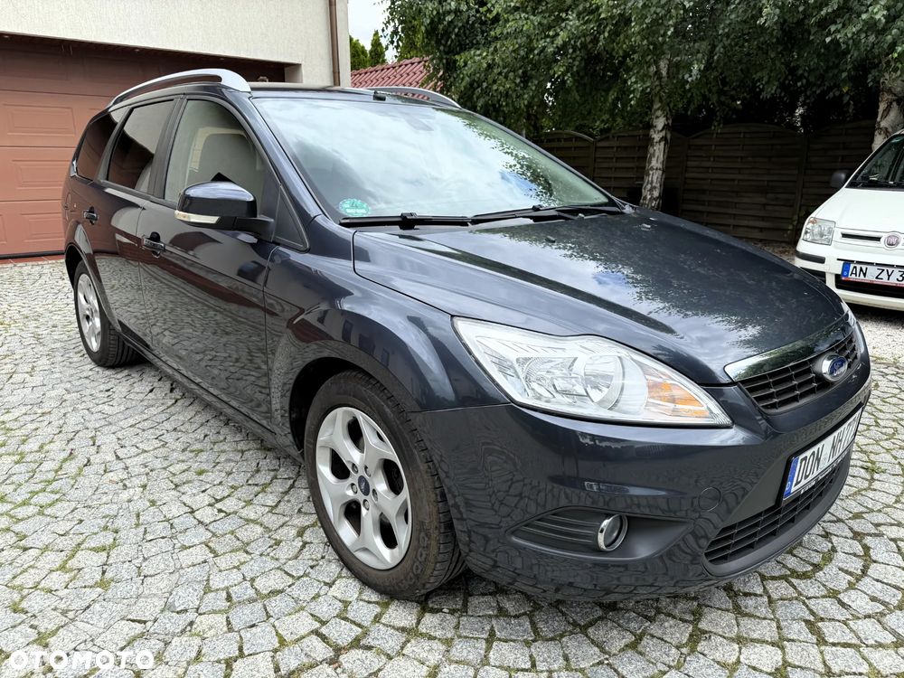 Ford Focus 1.6 16V Connection - 10