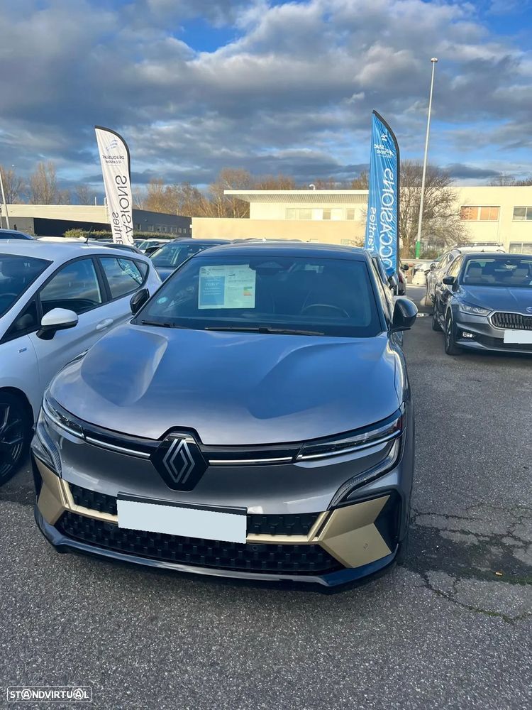 Renault Mégane E-Tech 220 Comfort Range Iconic - 2