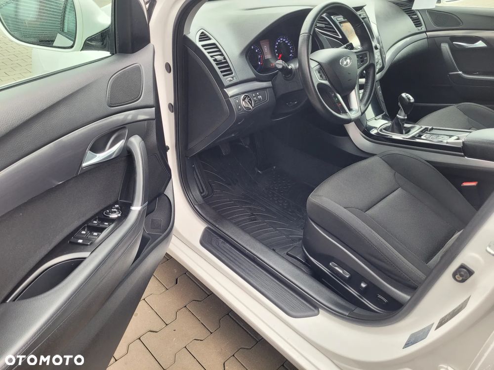 Hyundai i40 1.6 GDI Comfort - 35