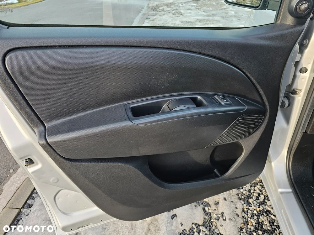 Opel Combo Tour L1H1 - 10