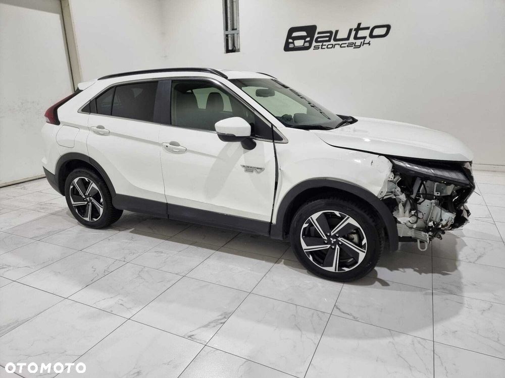 Mitsubishi Eclipse Cross - 11