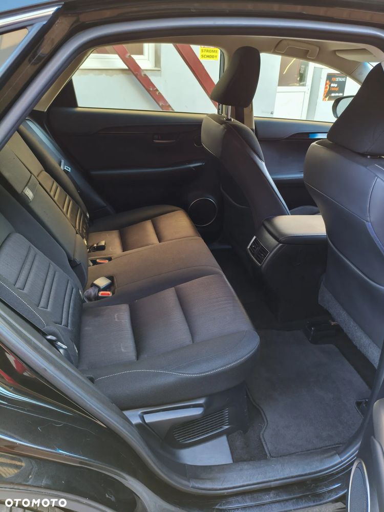 Lexus NX 300h Elite AWD - 16