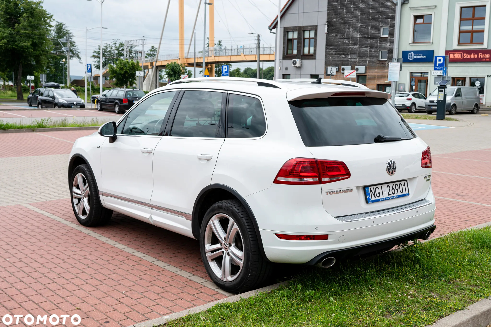 Volkswagen Touareg 3.0 V6 TDI BMT R-Style - 6