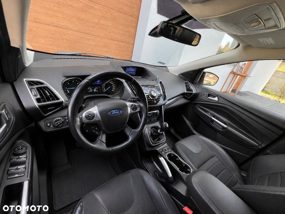 Ford Kuga 2.0 TDCi 4x4 Titanium - 5