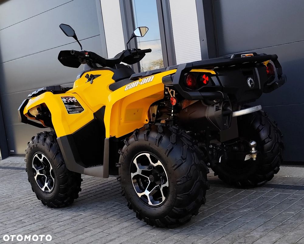 Can-Am Outlander - 5