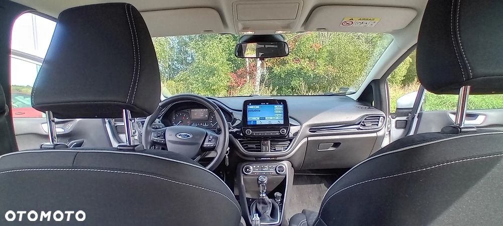 Ford Fiesta - 12
