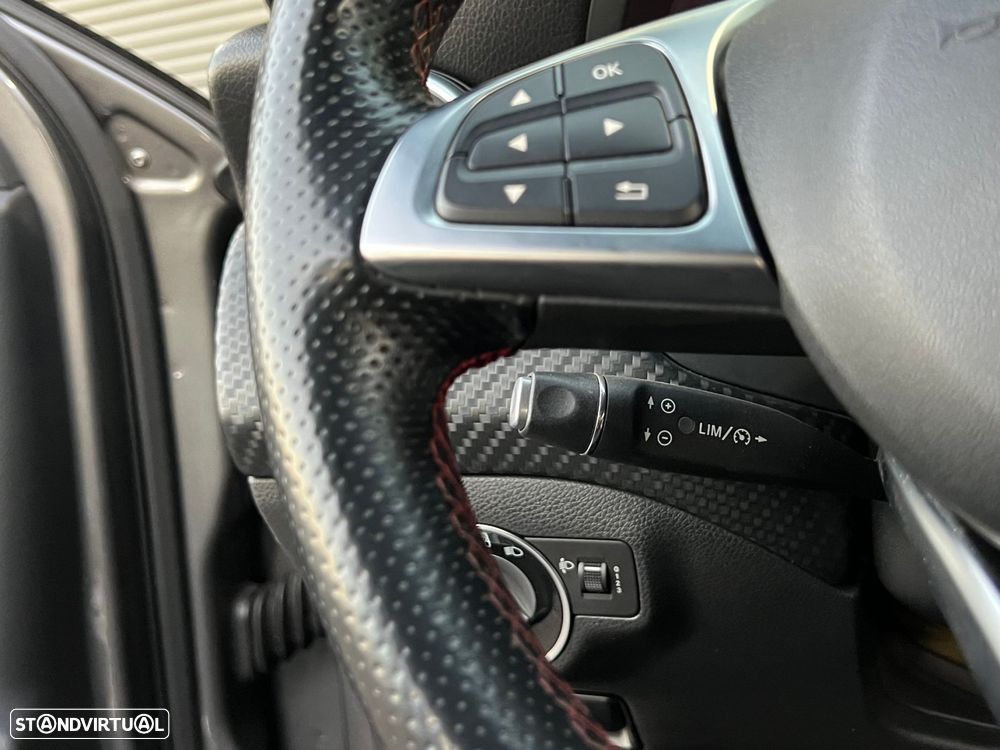 Mercedes-Benz A 180 d AMG Line - 22