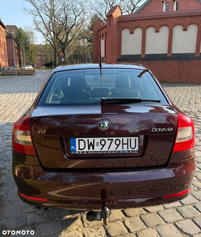 Skoda Octavia 1.4 TSI Ambiente - 12