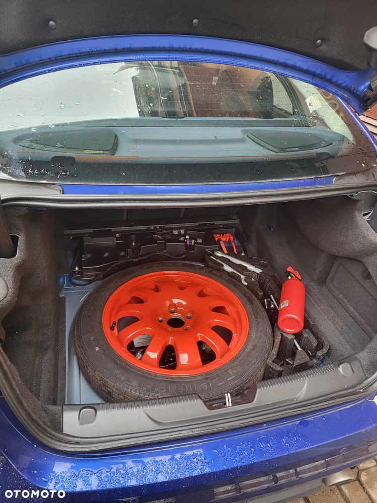 Jaguar XE 30t AWD Prestige - 10