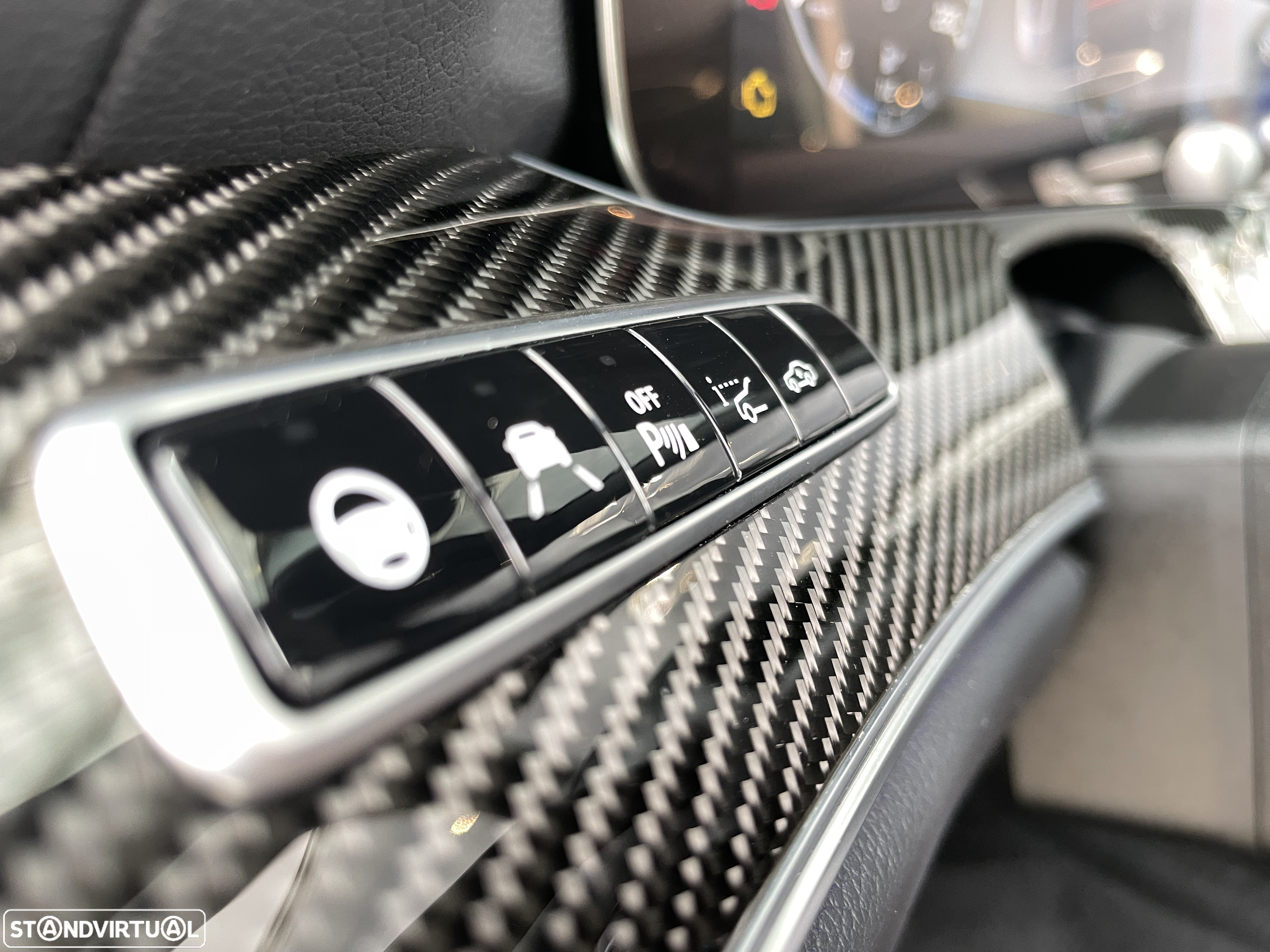 Mercedes-Benz E 53 AMG 4-Matic+ - 28