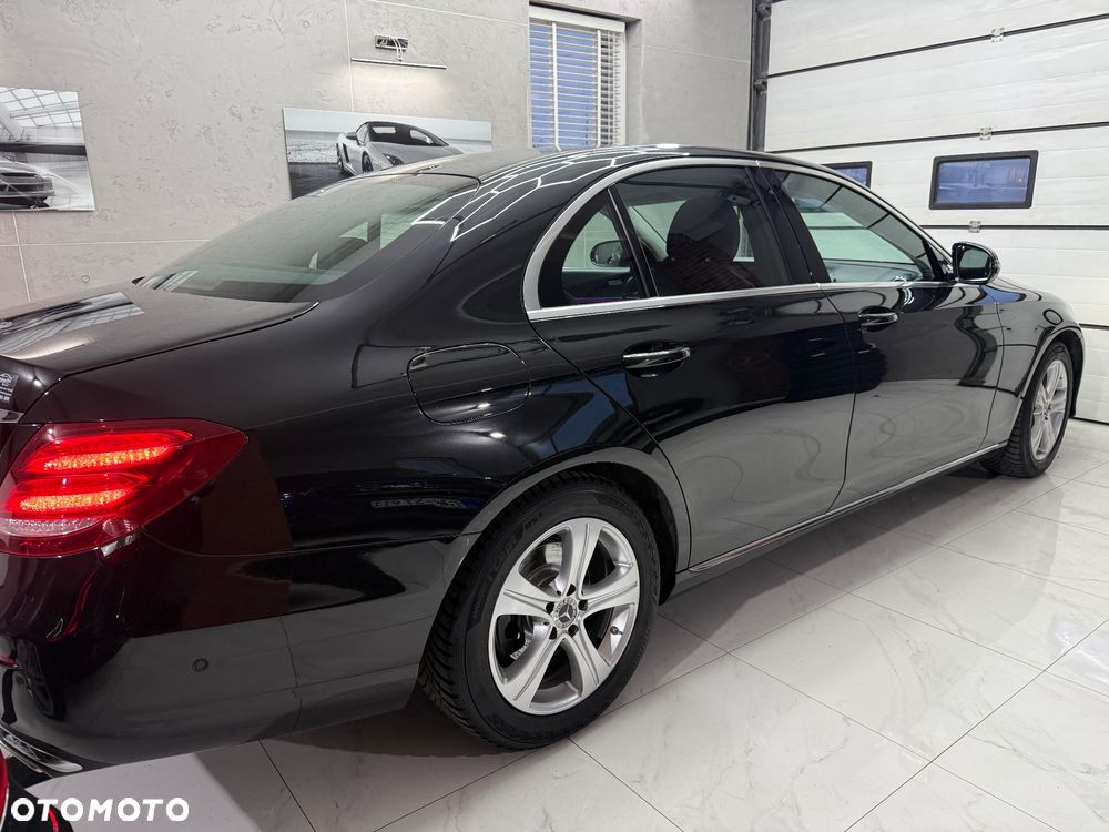 Mercedes-Benz Klasa E - 9