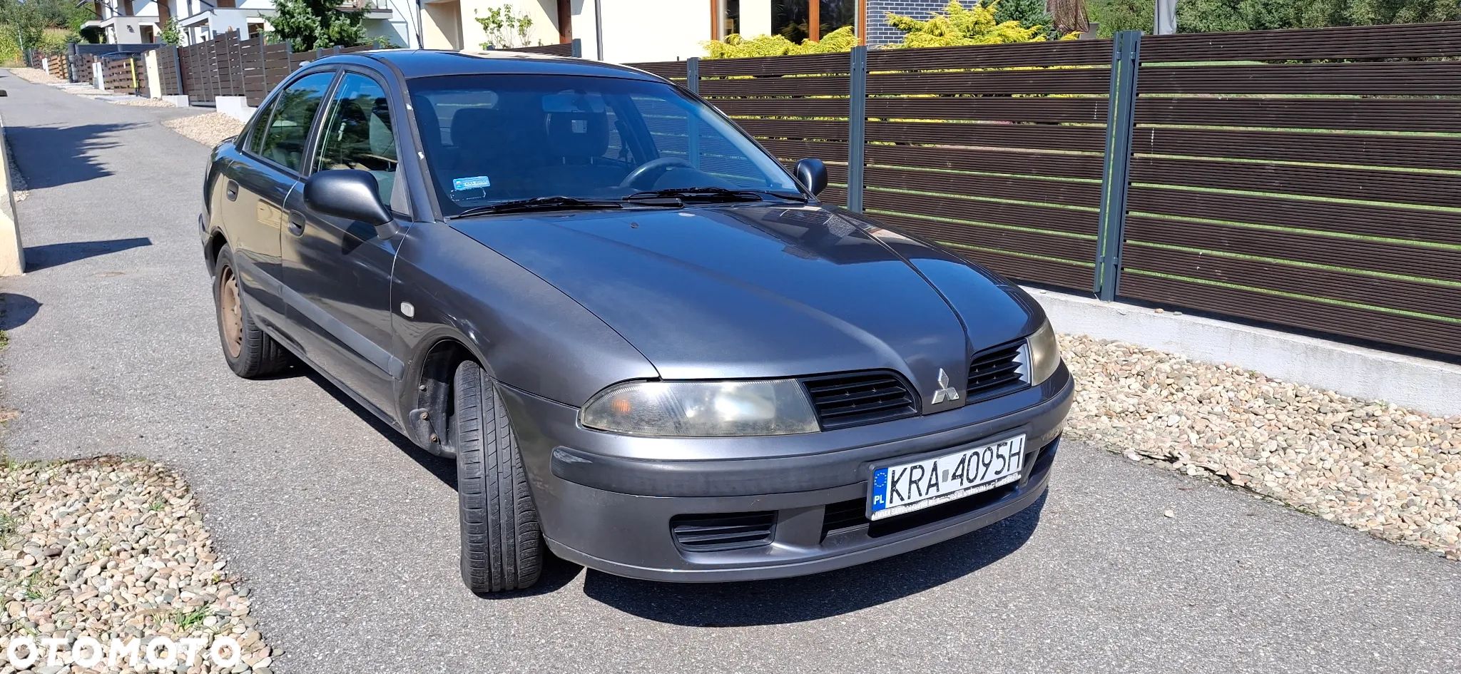 Mitsubishi Carisma 1.6 Comfort - 1
