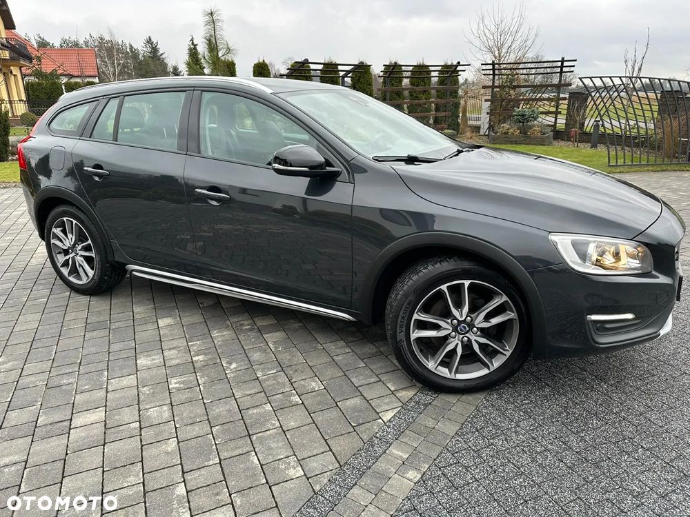 Volvo V60 D3 Drive-E Summum - 13