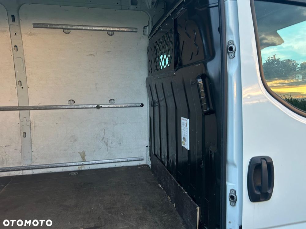 Iveco Daily - 10