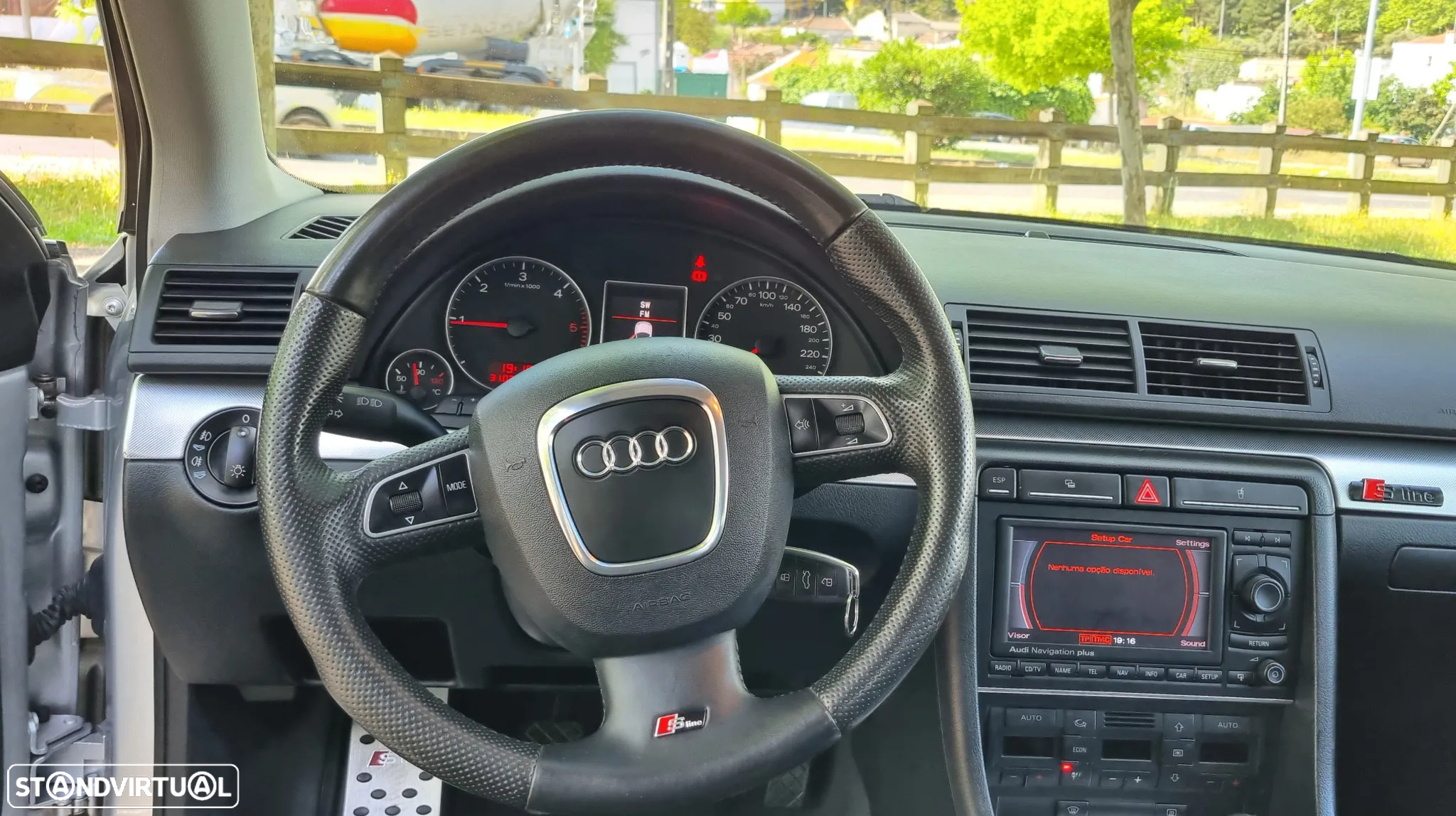 Audi A4 2.0 TDI S-line - 18