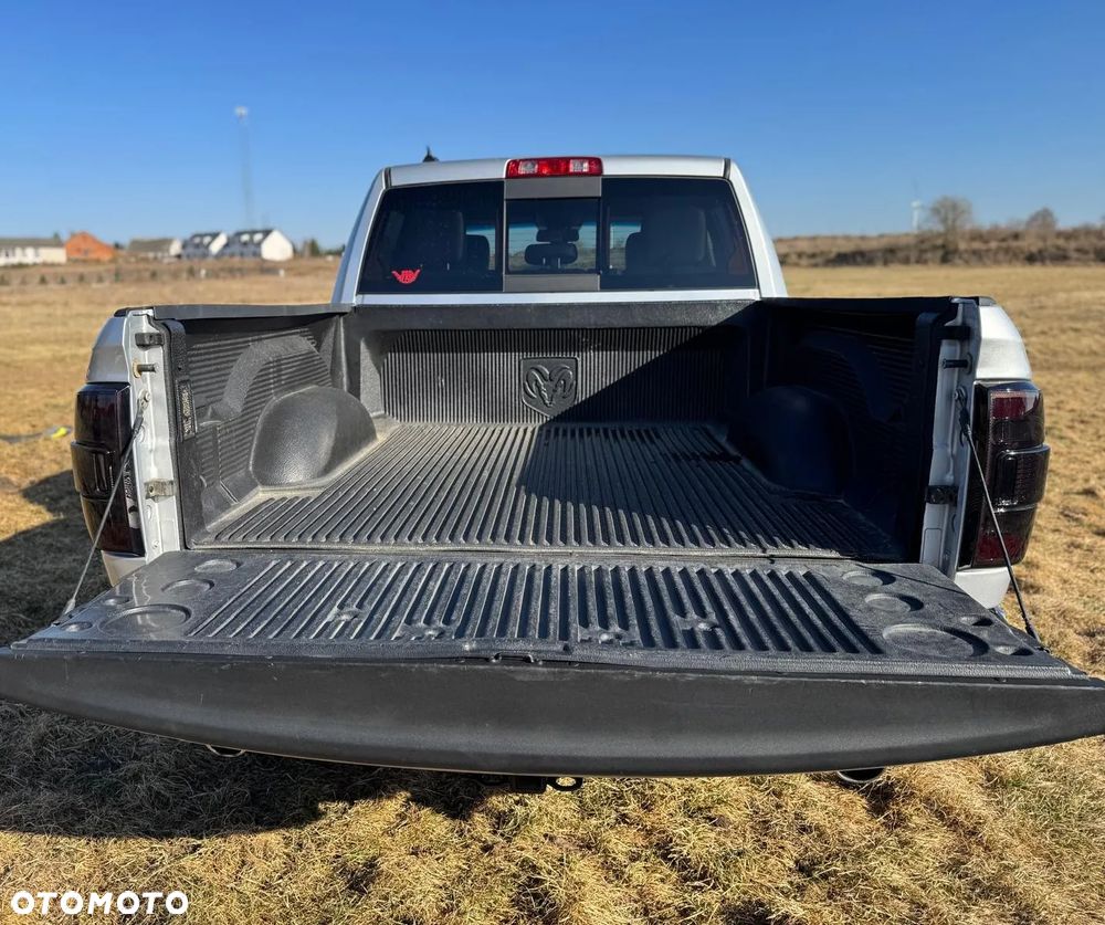 Dodge RAM - 17
