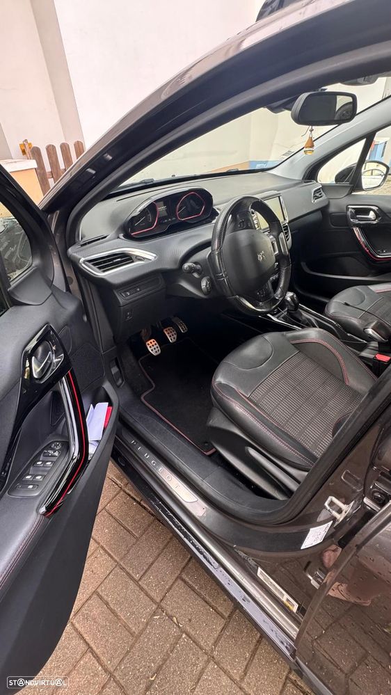 Peugeot 2008 PureTech 110 Stop&Start GT-Line Edition - 16