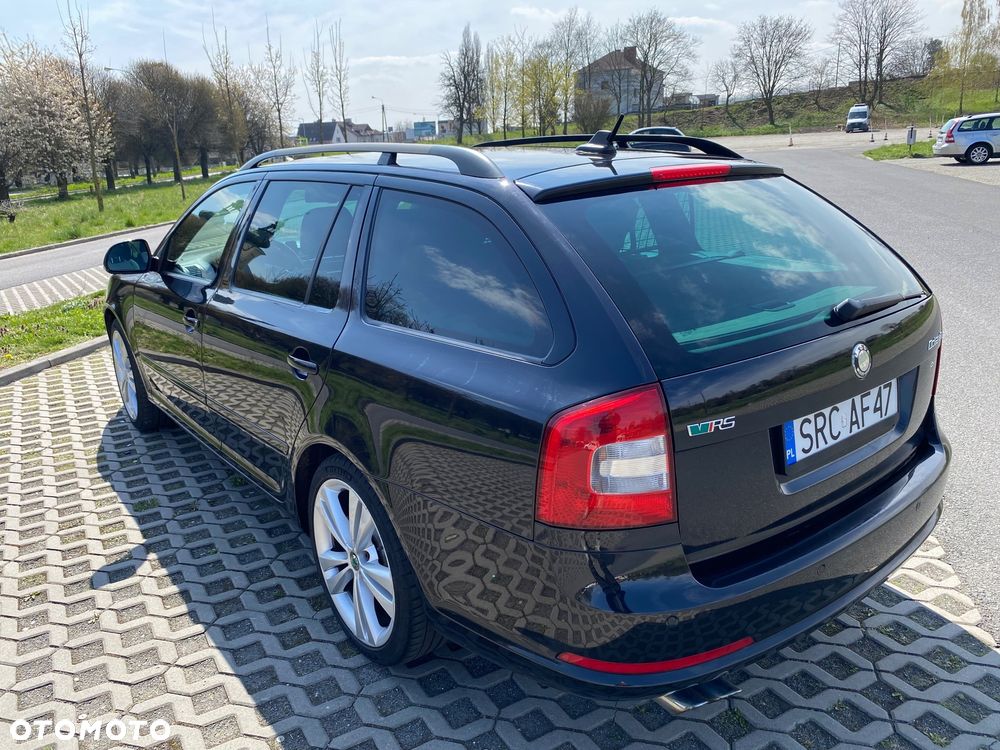 Skoda Octavia 2.0 TDI DPF RS - 2