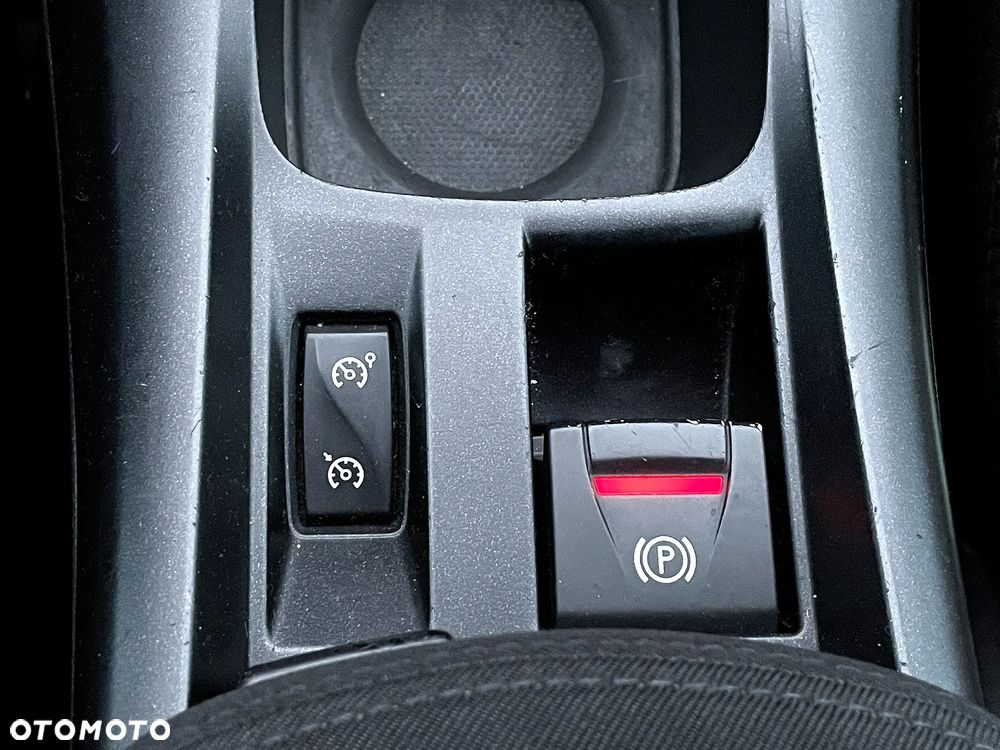 Renault Laguna 2.0 DCi Expression - 34