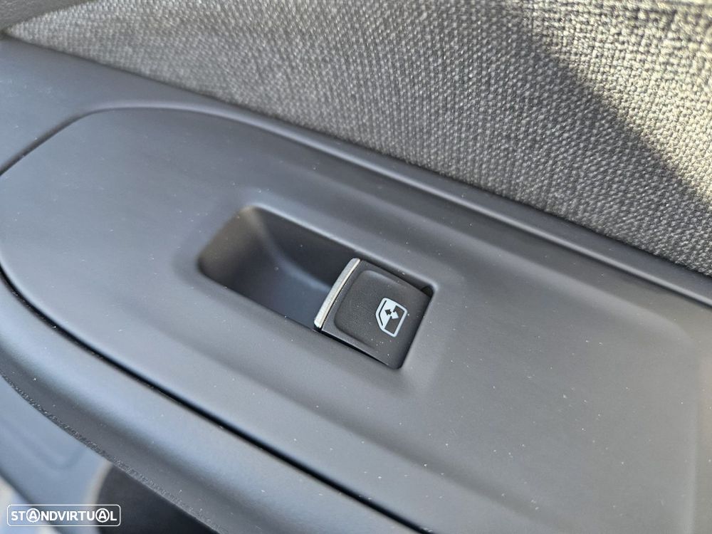 VW Golf 1.0 TSI Sportline - 46