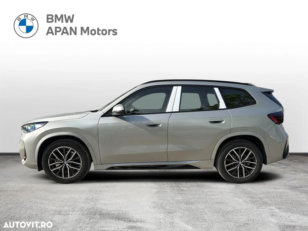 BMW iX1 eDrive20 M Sportpaket - 3