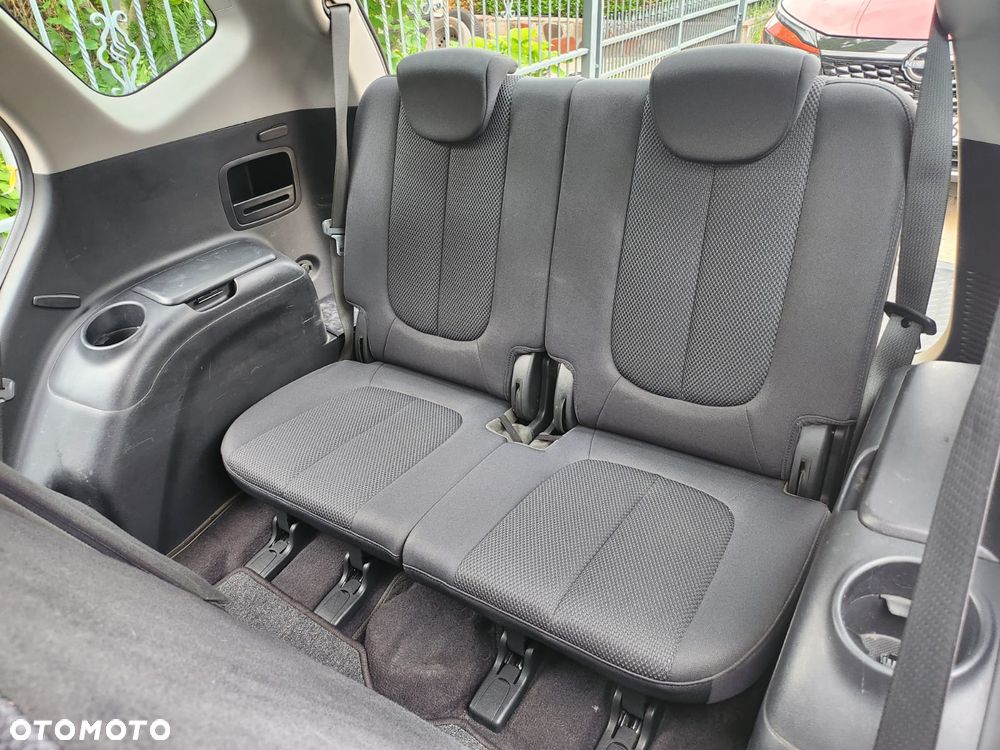 Kia Carens 2.0 EX - 15