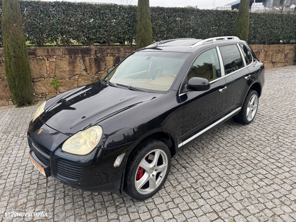 Porsche Cayenne Turbo - 10