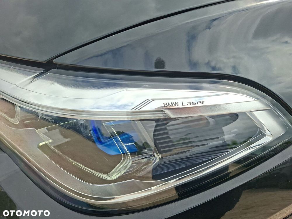 BMW X6 xDrive40d mHEV - 23
