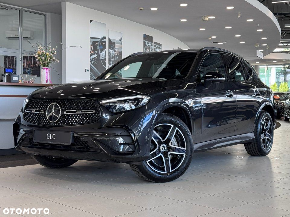 Mercedes-Benz GLC - 1