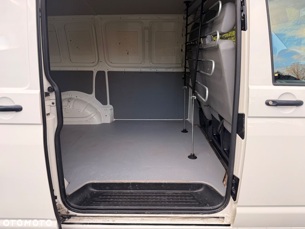 Volkswagen Transporter - 29