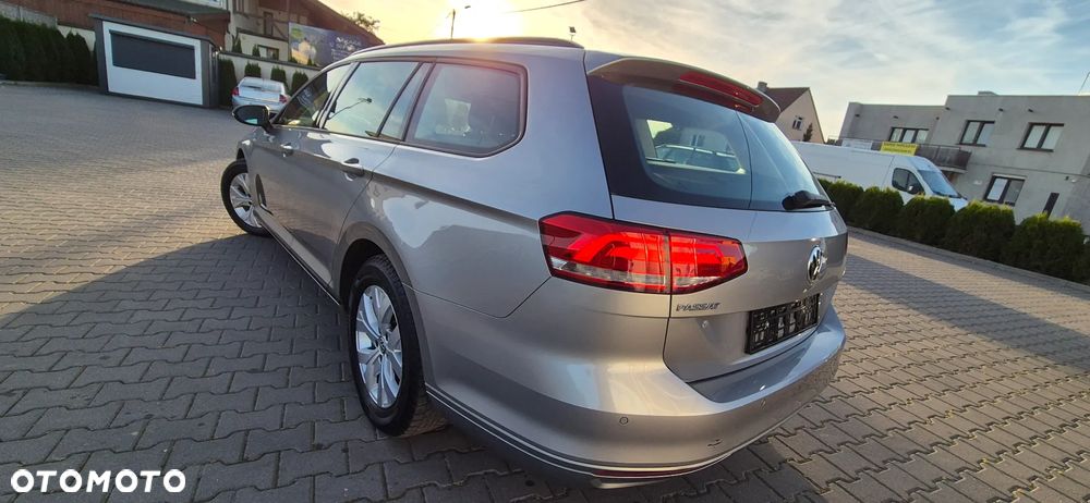 Volkswagen Passat Variant 1.4 TSI (BlueMotion Technology) Trendline - 3