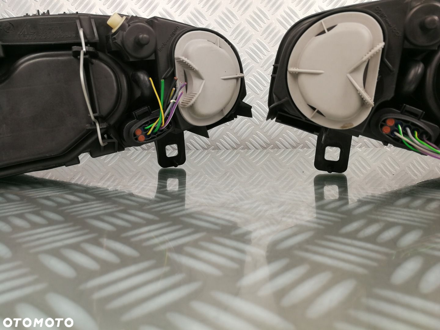 reflektor lampa prawy prawa lewa lewy przód przednia ALFA ROMEO GT 03-10 EU - 15