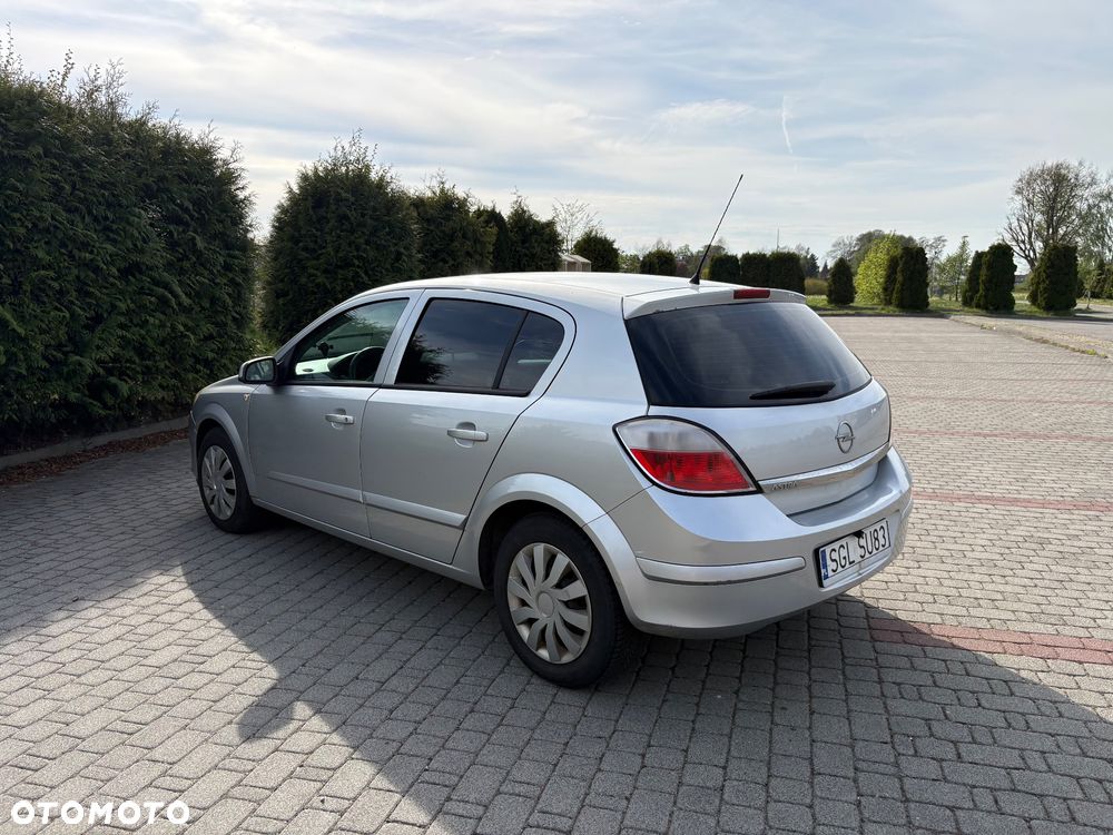 Opel Astra 1.4 - 10