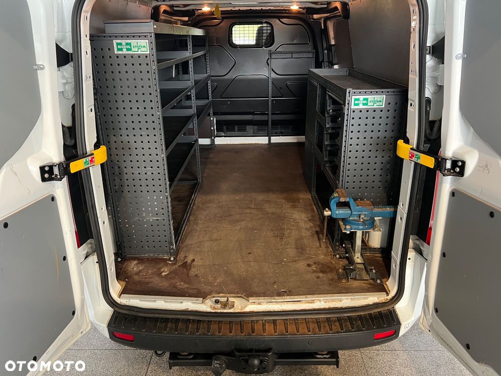 Ford Transit Custom - 13