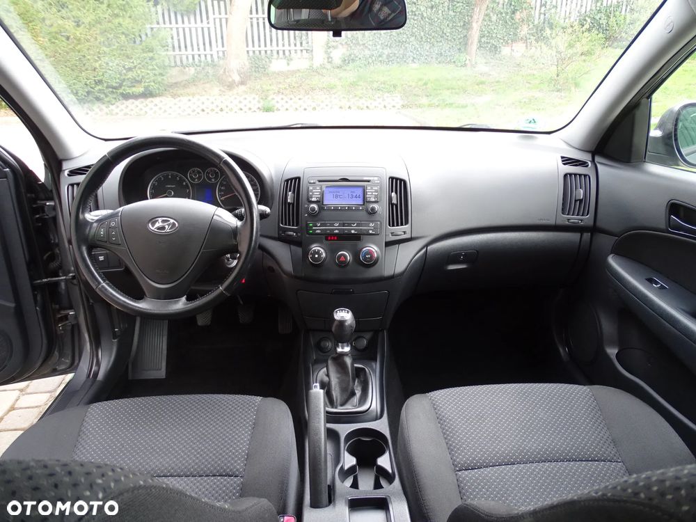 Hyundai i30 1.4 Classic + - 14