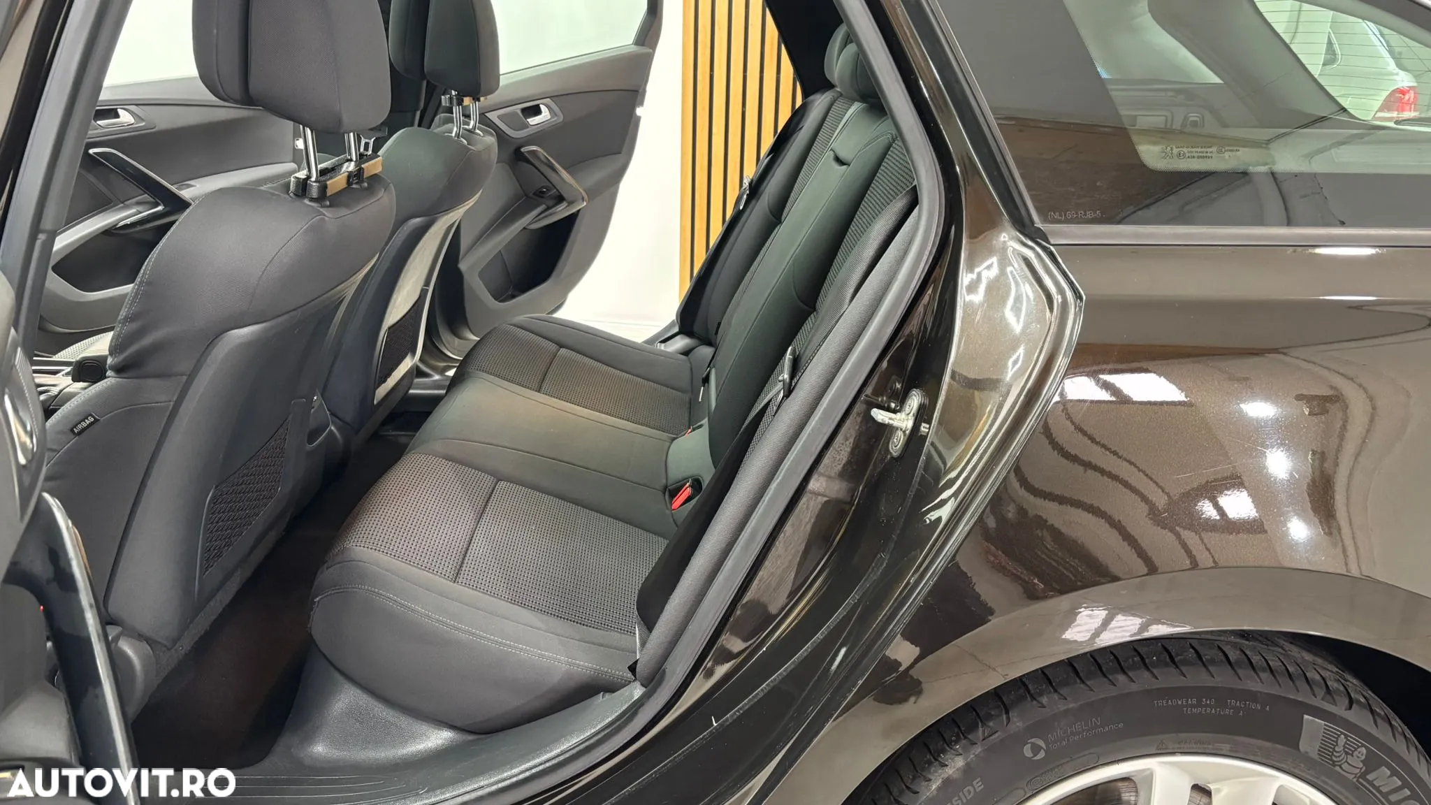 Peugeot 508 SW 1.6 e-HDI FAP BMP STT Active - 7