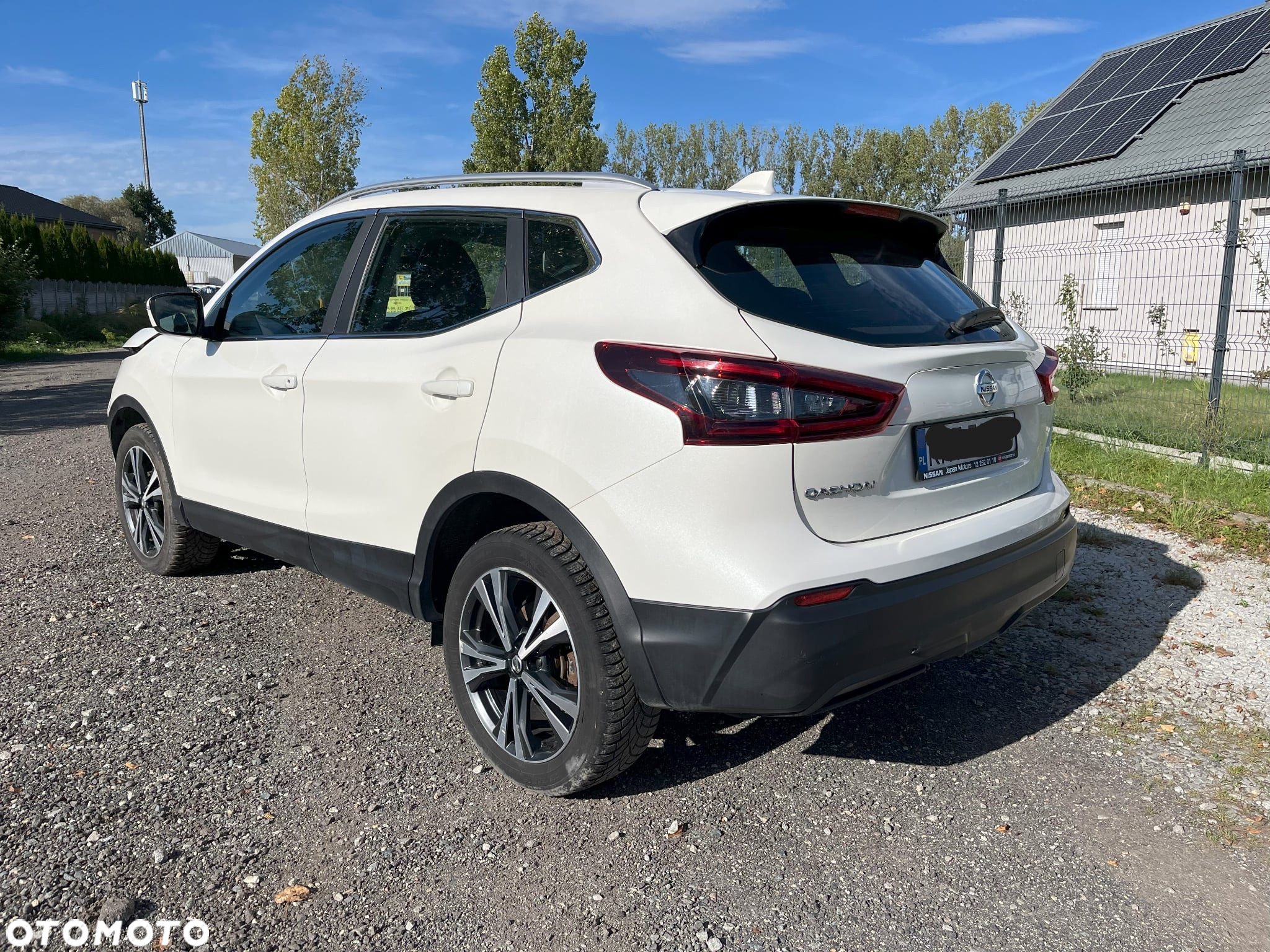 Nissan Qashqai 1.3 DIG-T N-Connecta DCT - 4