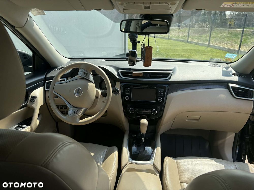 Nissan X-Trail 1.6 DCi Tekna 2WD Xtronic - 1