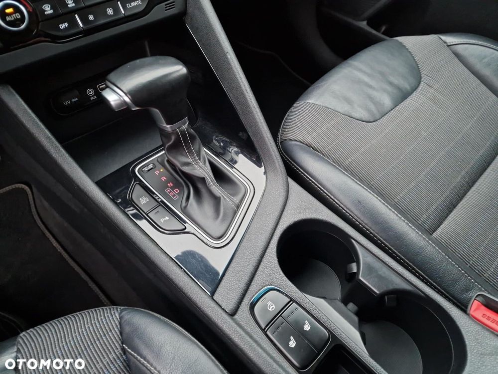 Kia Niro 1.6 GDI Plug-in Hybrid L - 15