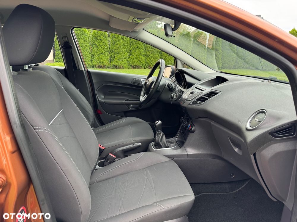 Ford Fiesta 1.0 Celebration - 15