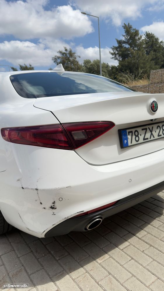 Alfa Romeo Giulia 2.2 D Sprint AT8 - 20