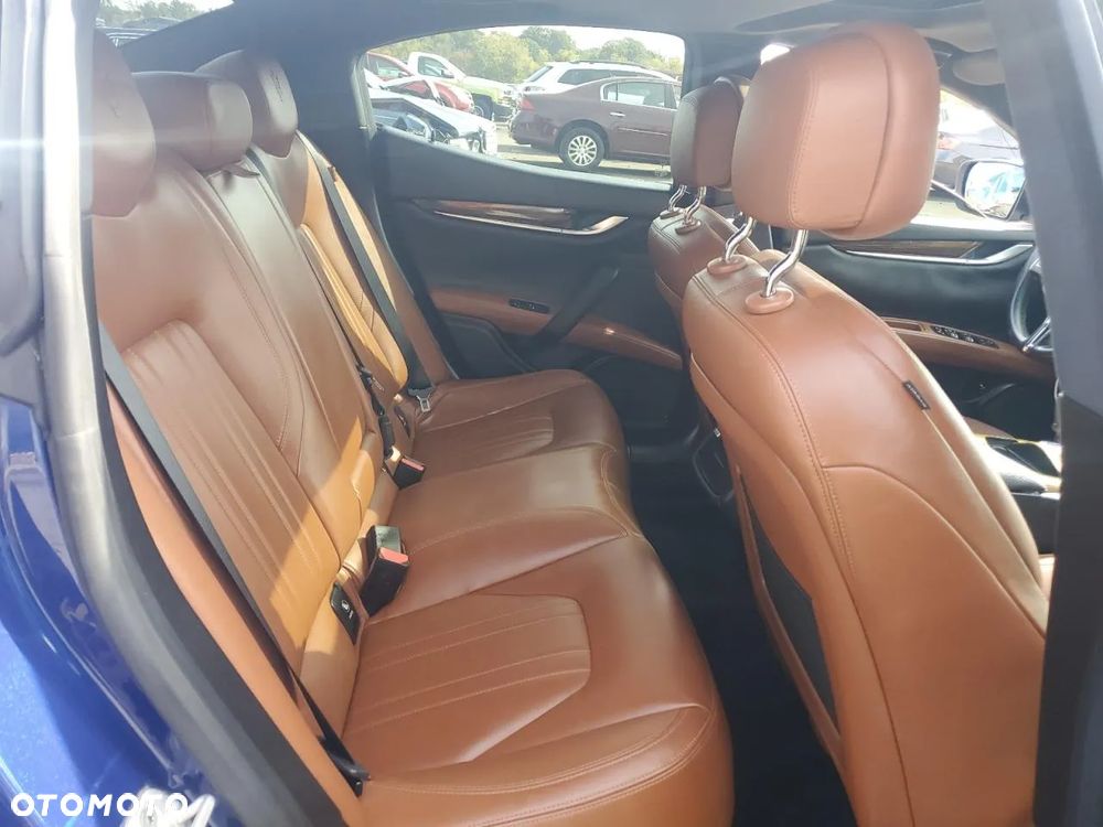 Maserati Ghibli - 10
