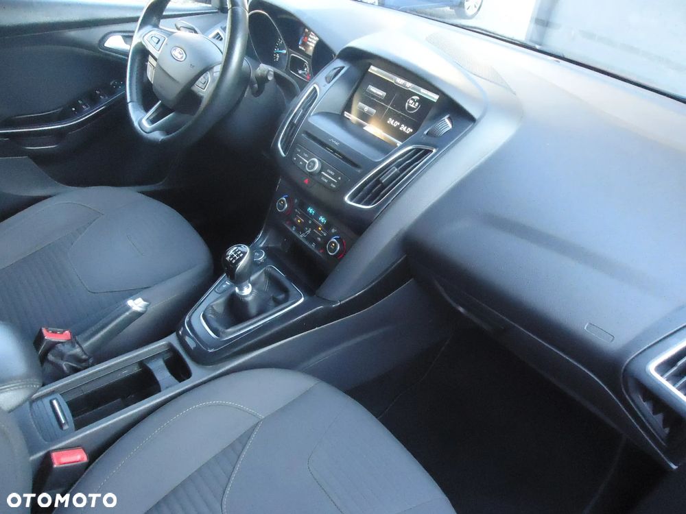 Ford Focus 1.5 EcoBoost Titanium ASS - 21
