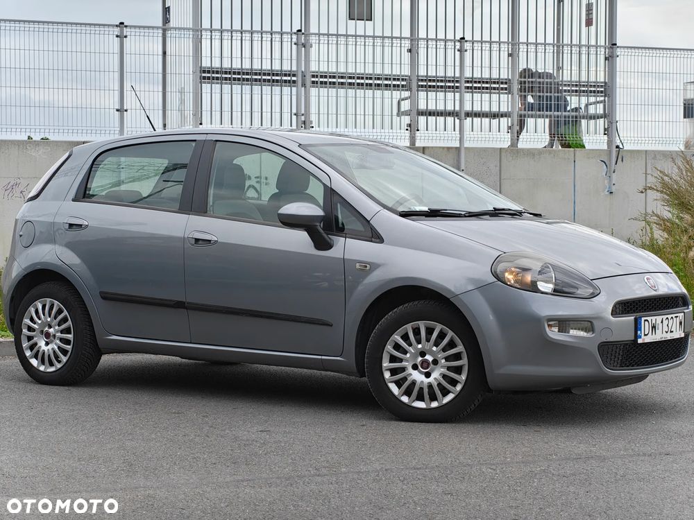 Fiat Punto 1.4 Easy S&S - 9