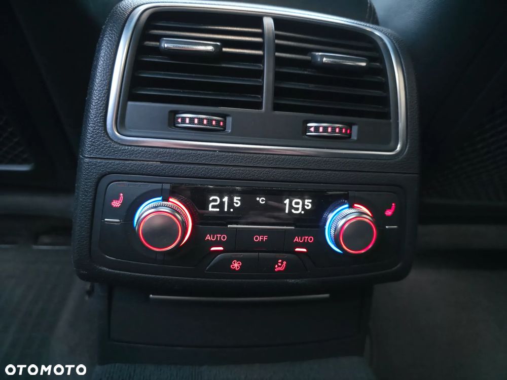 Audi A6 Avant 2.0 TDI Ultra DPF S tronic - 17