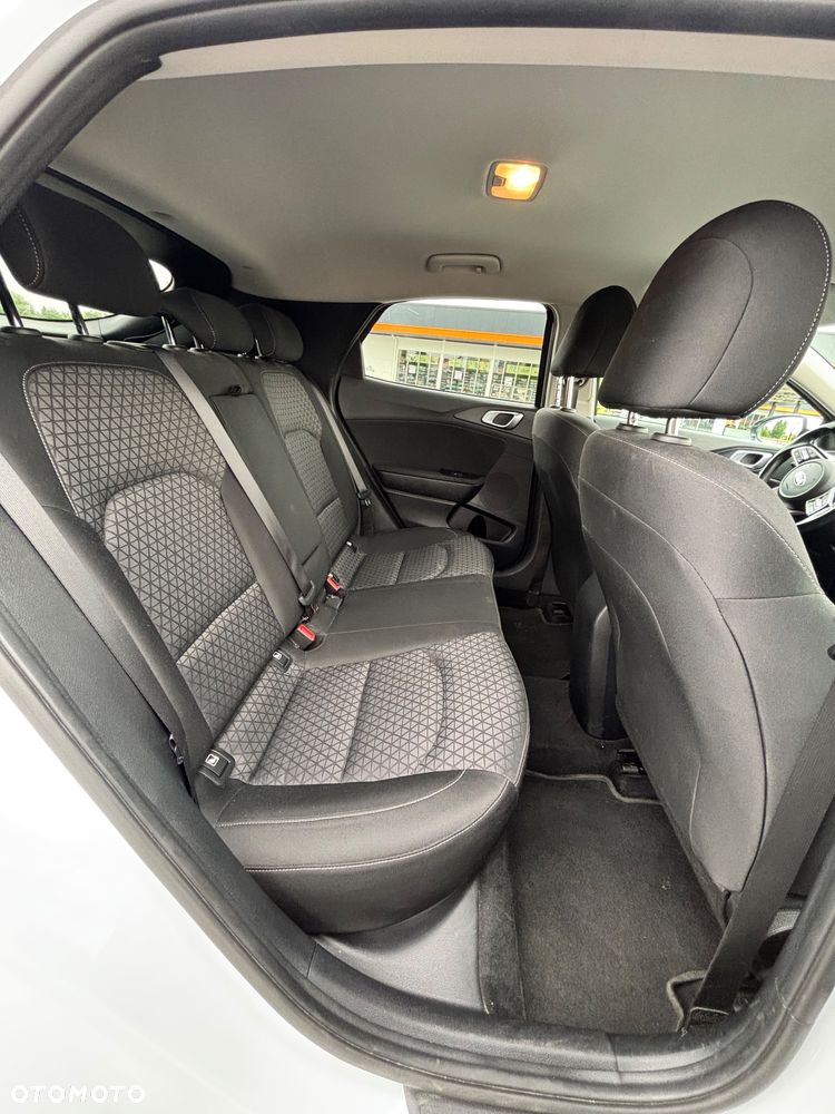 Kia XCeed 1.5 T-GDI M - 14