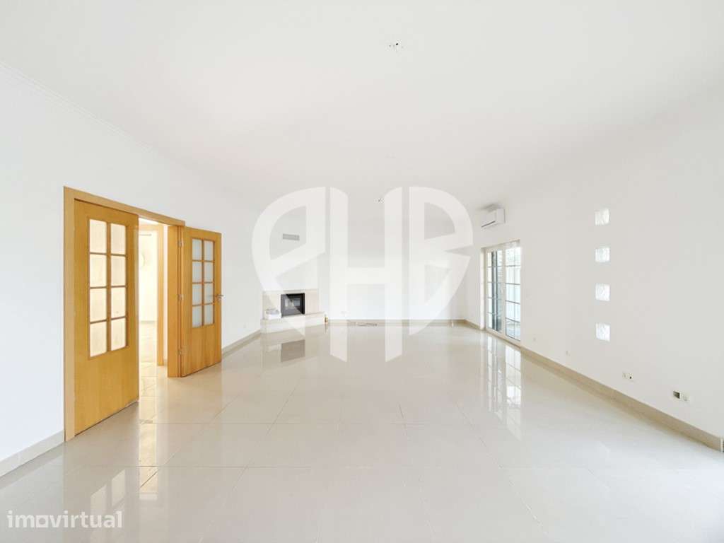 Moradia Geminada T4 // Condominio - Aldeia de Irmãos / Azeitão - Grande imagem: 5/60