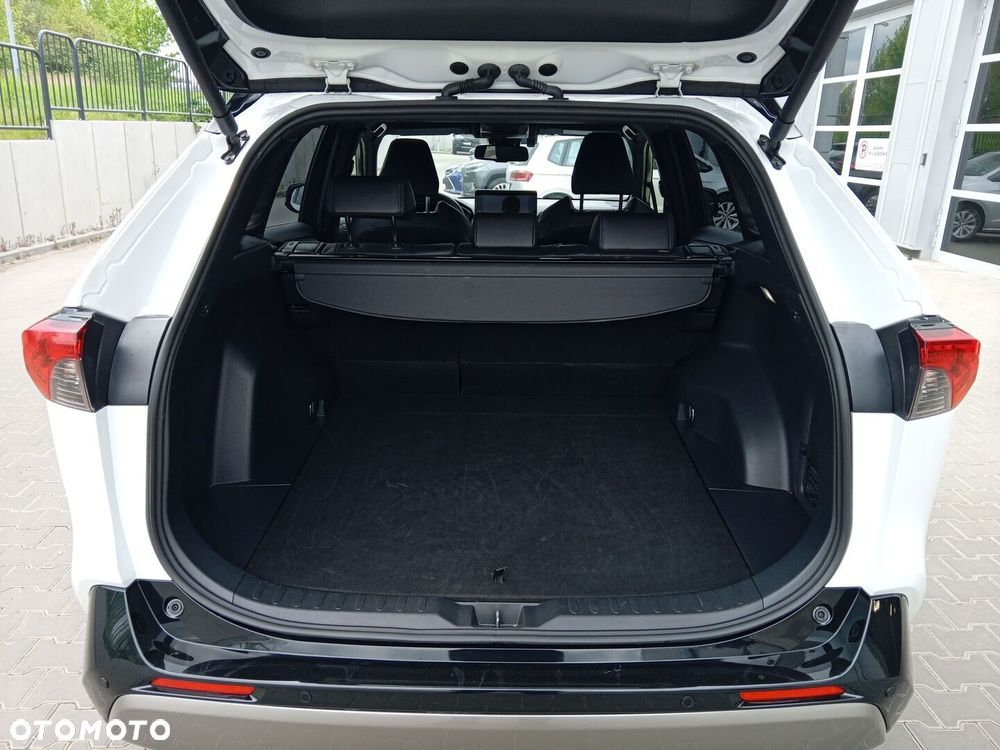 Toyota RAV4 - 11